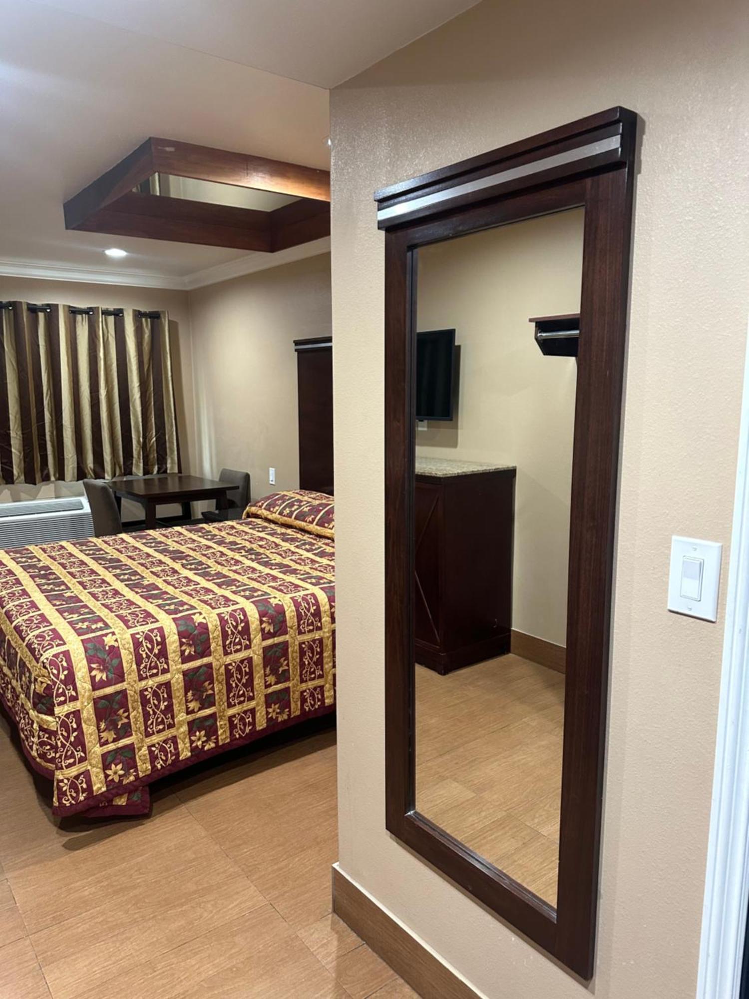 Stardust Inn أزوسا المظهر الخارجي الصورة
